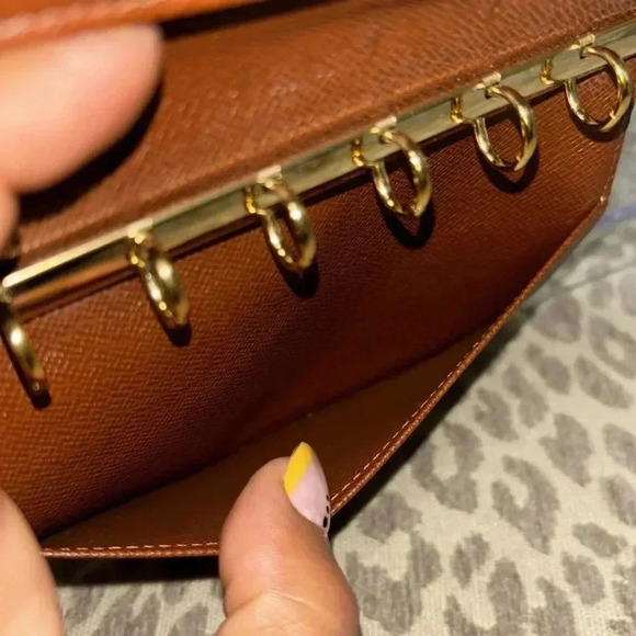 Louis Vuitton agenda - Picture 8 of 8